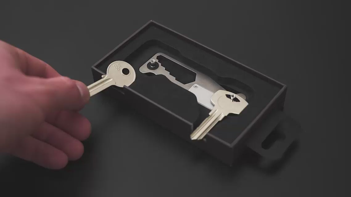 Charger la vidéo: Rhinokey Titanium Stack.mp4__PID:9040b30d-ae80-41fd-96ac-a83b95c58ac0