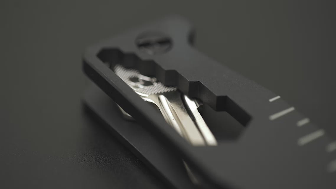 Charger la vidéo: Rhinokey Titanium Bolt Wrench.mp4__PID:a9a263a4-83cd-4c9d-9102-f3f6f4cba9fc